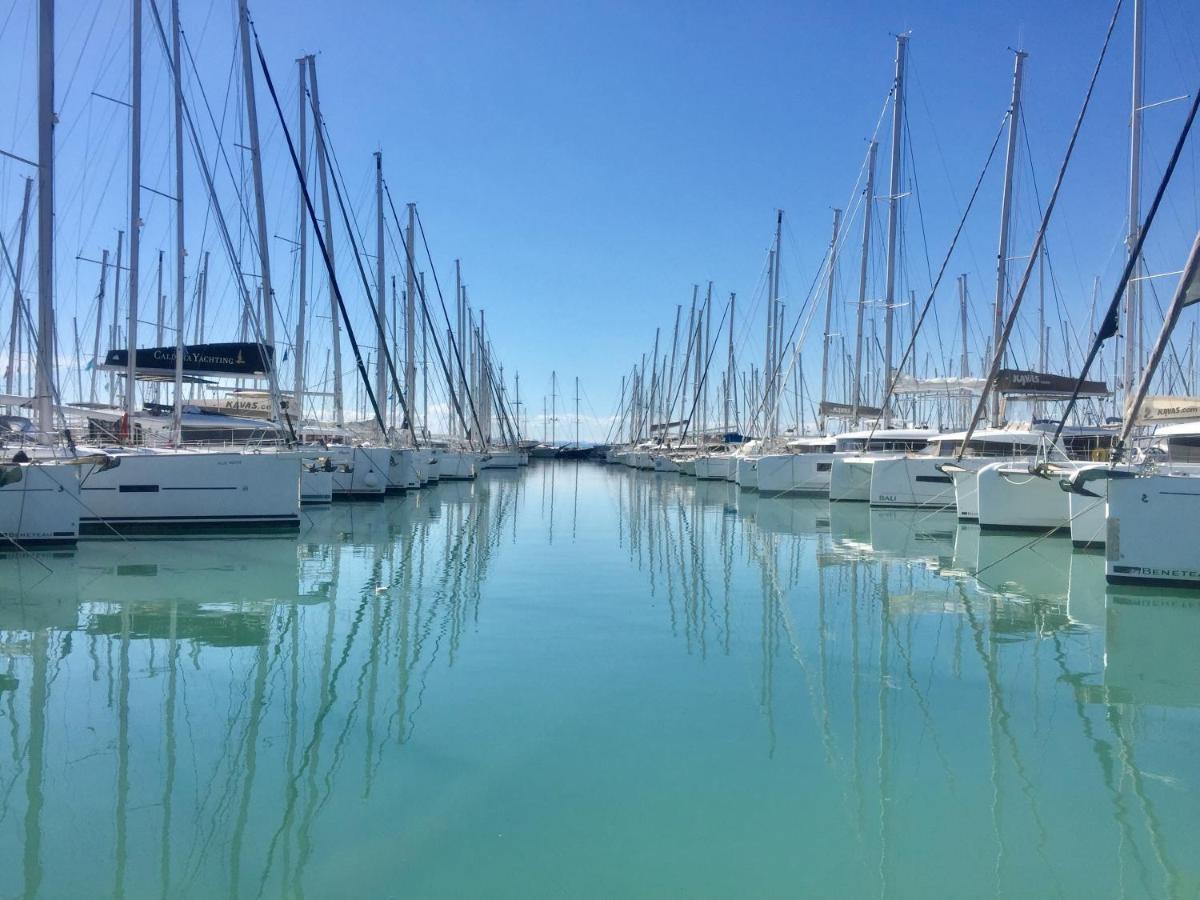 Mon Apartment Edem Beach Faliro Athén Kültér fotó